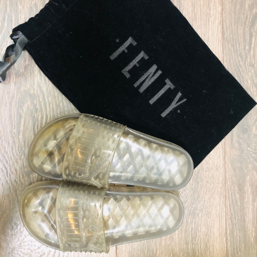 Puma women’s Fenty x jelly black/sandals